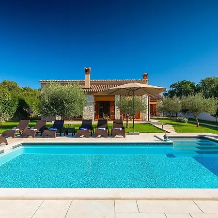 Tina Barban Holiday home Pula