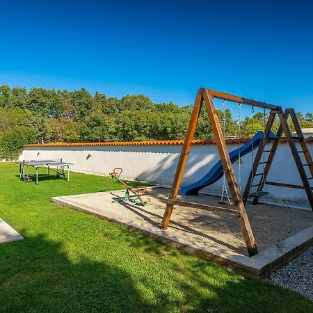 Holiday home Tina Barban Pula